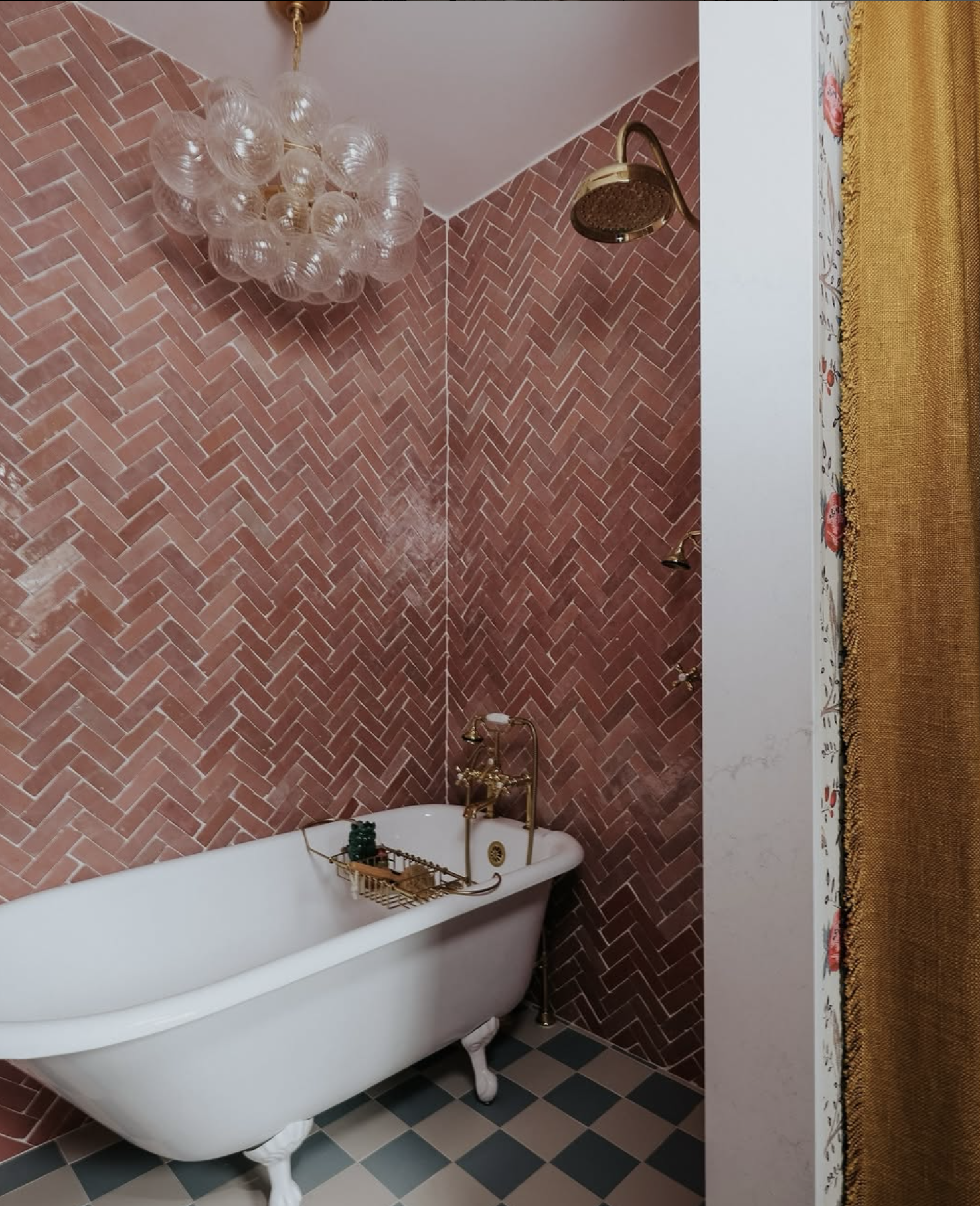 Rénovation salle de bain par artisan vérifié Rénovation salle de bain par un artisan de confiance vérifié - Exemple de travaux de qualité réalisés par nos artisans partenaires